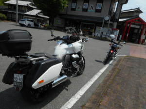 旧谷汲駅に到着