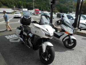 賤ヶ岳ＳＡで休憩