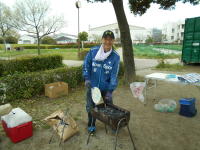 豆炭を起こすＪＯ２ＪＶＶさん