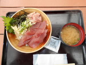 ねぎ鉄火丼「旨い」
