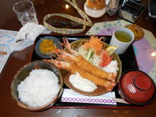 私が食べたエビフライ定食
