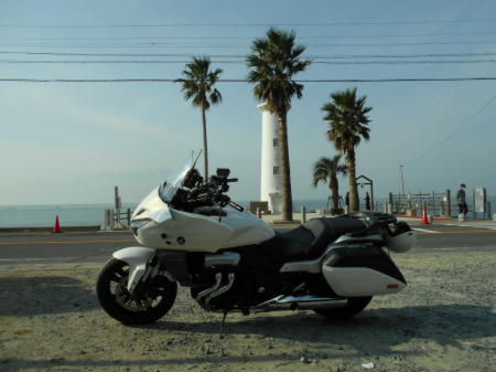 野間灯台とＣＴＸ１３００