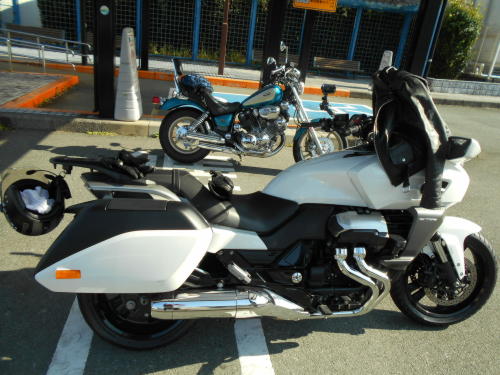 嬉野ＰＡでビラーゴのライダーとお話し