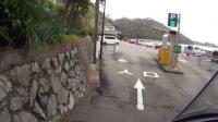 舘山寺園入り口は狭い