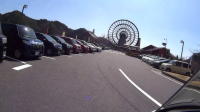 おおきな水車のあるメイン駐車へ
