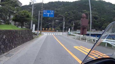 小渡温泉の手前に出た