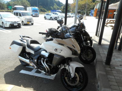 瓢ヶ岳二輪車置き場