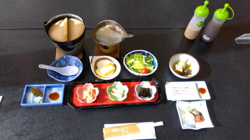 湯神子温泉の朝食