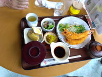 エビフライ定食旨い