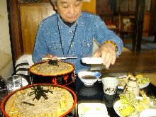 天ぷら付きざるそばを食す旨い