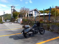 おにひら治部坂店駐車場